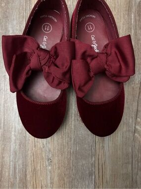 Cat & Jack Girls' Burgundy Velvet Bow Flats